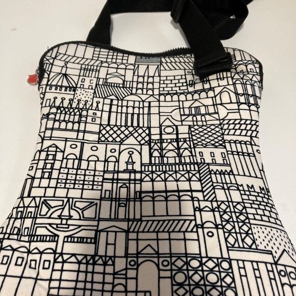 Bag - Picture 2 of 2